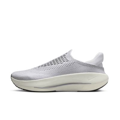 Nike Reina EasyOn Premium Schuh (Damen). Nike LU